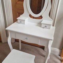 Kids White Wooden Dressing Table / Vanity Set (Age 8-13 Years)