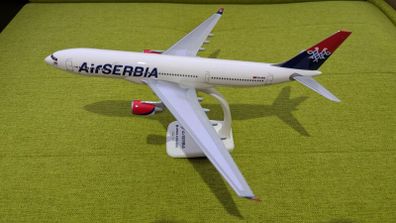 Air Serbia 1:200 scale model airplane, Airbus A330 aircraft, made by Daron, NEW