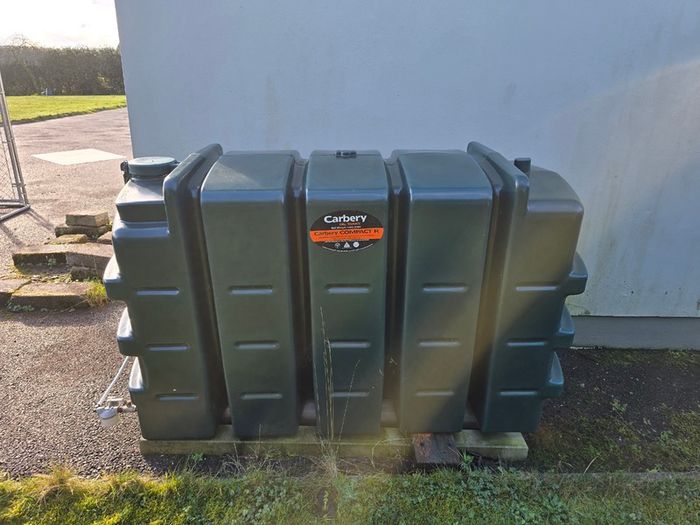 Grant Vortex 50/90 Oil Boiler + Carbery 900L Oil Tank