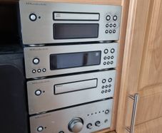 Wharfdale Stereo