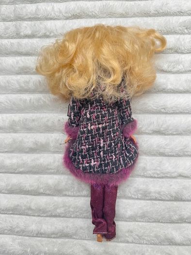 Mattel Barbie My Scene Goes Hollywood Doll Used Please see photos