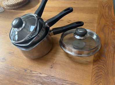 saucepans