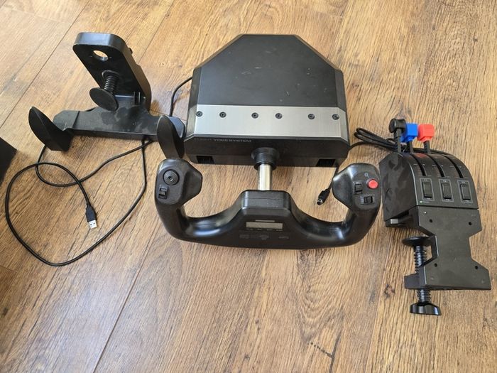 Flight yoke system