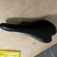 Bike Saddle - DDK 142mm