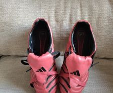Nice Collectors Vintage Adidas Predator Red Football Boots