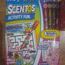 bundles of novelty gifts Image 3