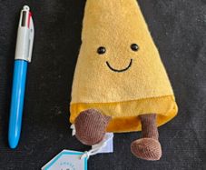 Jellycat Amuseables Parmesan