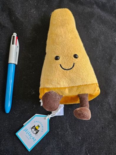 Jellycat Amuseables Parmesan