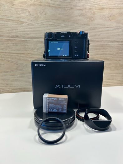 Fujifilm X100V1
