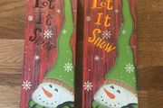 2 Hanging Wooden Let it Snow Decorations