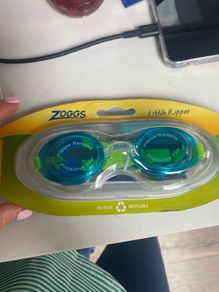 Brand new kids swimming goggles