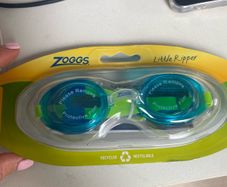 Brand new kids swimming goggles
