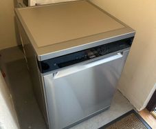Whirlpool 60cm Dishwasher (model WFC3C33PFXUK)
