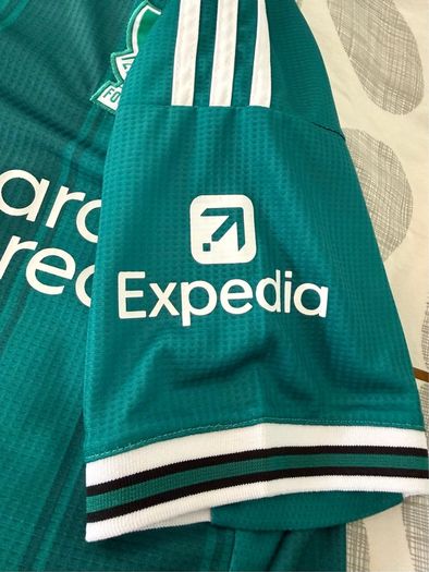 Liverpool 25/26 Adidas Third Kit Sea Green Size M