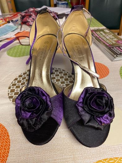 Sisst sandals size 41. Worn once