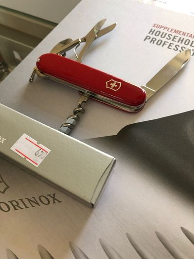 Victorinox Compact Swiss Army Knife Brand New Shop