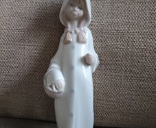 LLadro not Nao shepherd girl