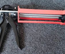Heavy-Duty Caulking Gun JTOOL380 (Wide Frame)