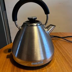 Stainless steel Russell Hobbs Venture kettle