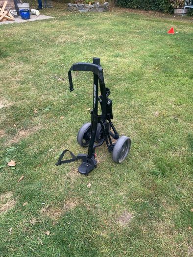 Masters golf push trolley