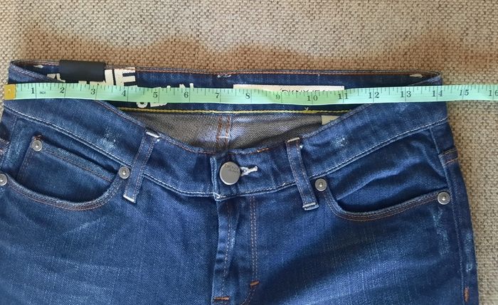 DKNY cotton denim jeans 28 waist and 32 leg in very good condition with no issues see last two photos for exact measurements FREE TRACKED POSTAGE INCLUDED