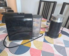 Nespresso Essenza Mini & Aeroccino 3 Milk Frother Set (Black)