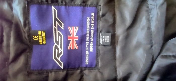 rst jacket and pants