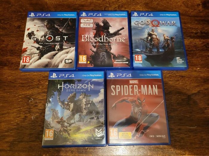 Playstation 4 Slim Spiderman Console Edition(PS4) Games included