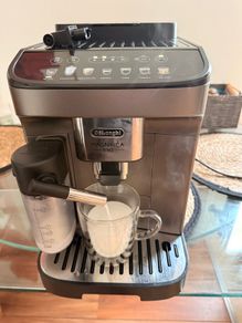 Delonghi Magnifica Evo Coffee Machine