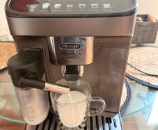 Delonghi Magnifica Evo Coffee Machine