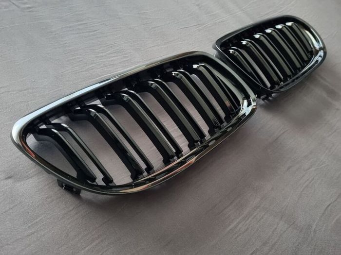 BMW 3 Series E90 E91 Lci Gloss Black Kidney Grilles Brand New