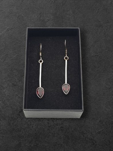 Vintage 925 Sterling Silver Garnet Earrings
