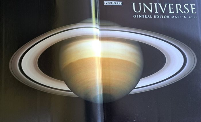 DK Universe & Earth Hardcover Bundle  Large Definitive Visual Guides