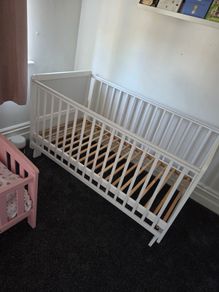 cotbed