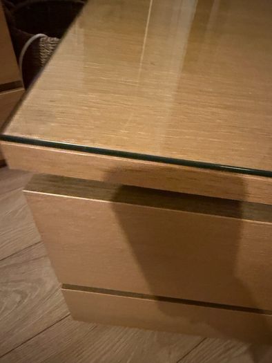 2x Ikea Malm Oak bedside lockers with glass tops