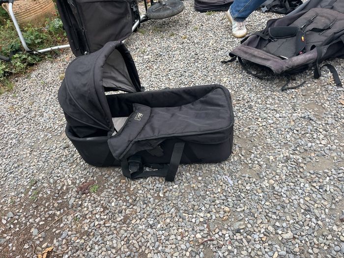 mountain buggy cot