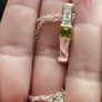 Fashionable Sterling Silver Peridot Pendant Necklace. Image 3