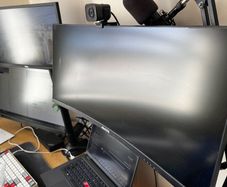 Triple Monitor Setup  Ultrawide + 27