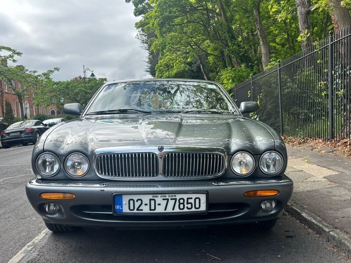 Jaguar XJ8 SE - Rare Car with large history