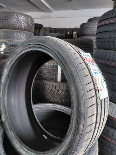 tyres kumho 245/35 zr20