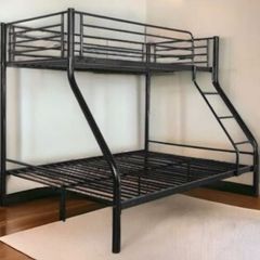 triple bunks