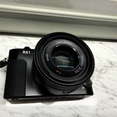 Sony RX1 full frame compact camera. 35mm Zeiss F2, original box