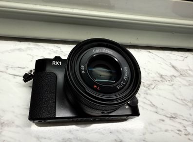Sony RX1 full frame compact camera. 35mm Zeiss F2, original box
