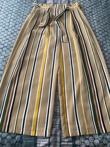 Size 8 crop trousers