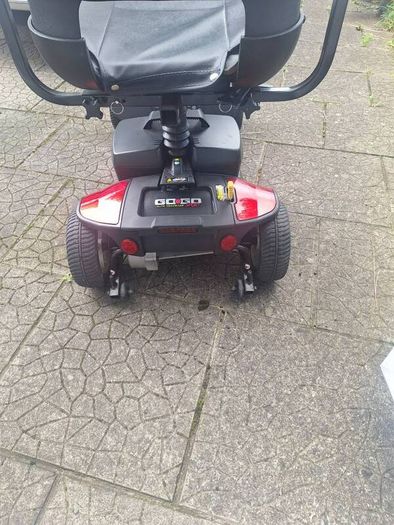 Mobility travel scooter