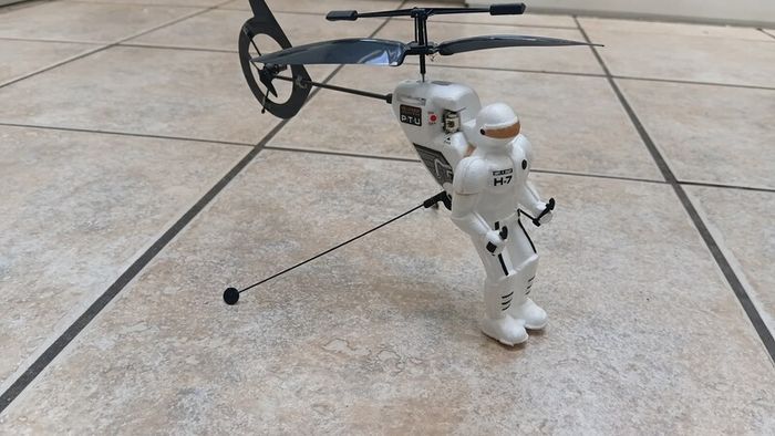 Radio Controlled helicopter toy