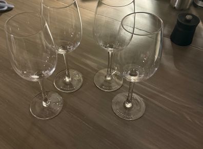 Set of 4 Newbridge Wine Glasses