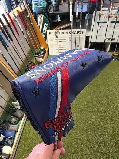 Scotty Cameron Champions Choice Button Back 5.5 Putter 35"
