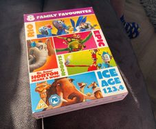8 families favourites box set