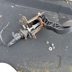 Clutch pedal